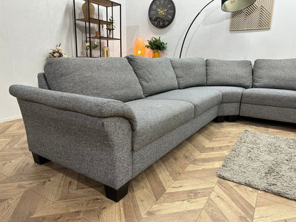 Licht Grijze Stoffen Hoekzetel Inc Hocker ~ Losse Rugkussens