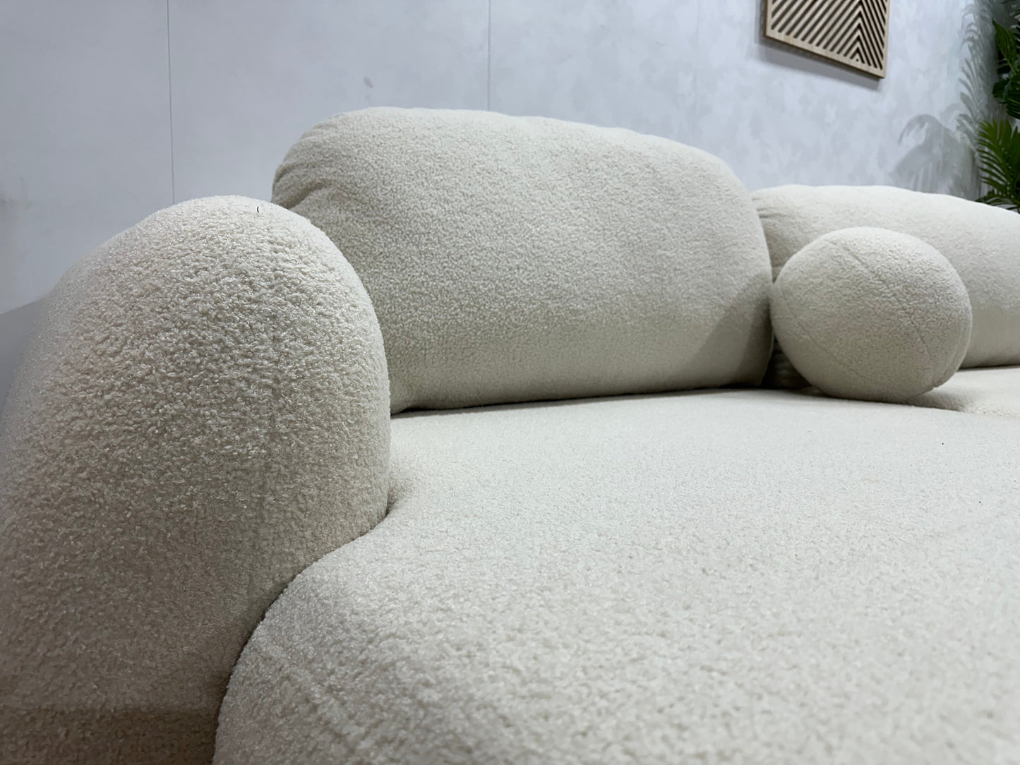 !Showroommodel! Crème Bouclé Stof Hoekzetel ~ Losse Rugkussens