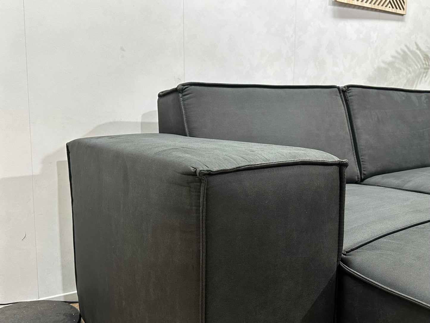 !Showroommodel! Antraciet Suède Stoffen Design Zetel