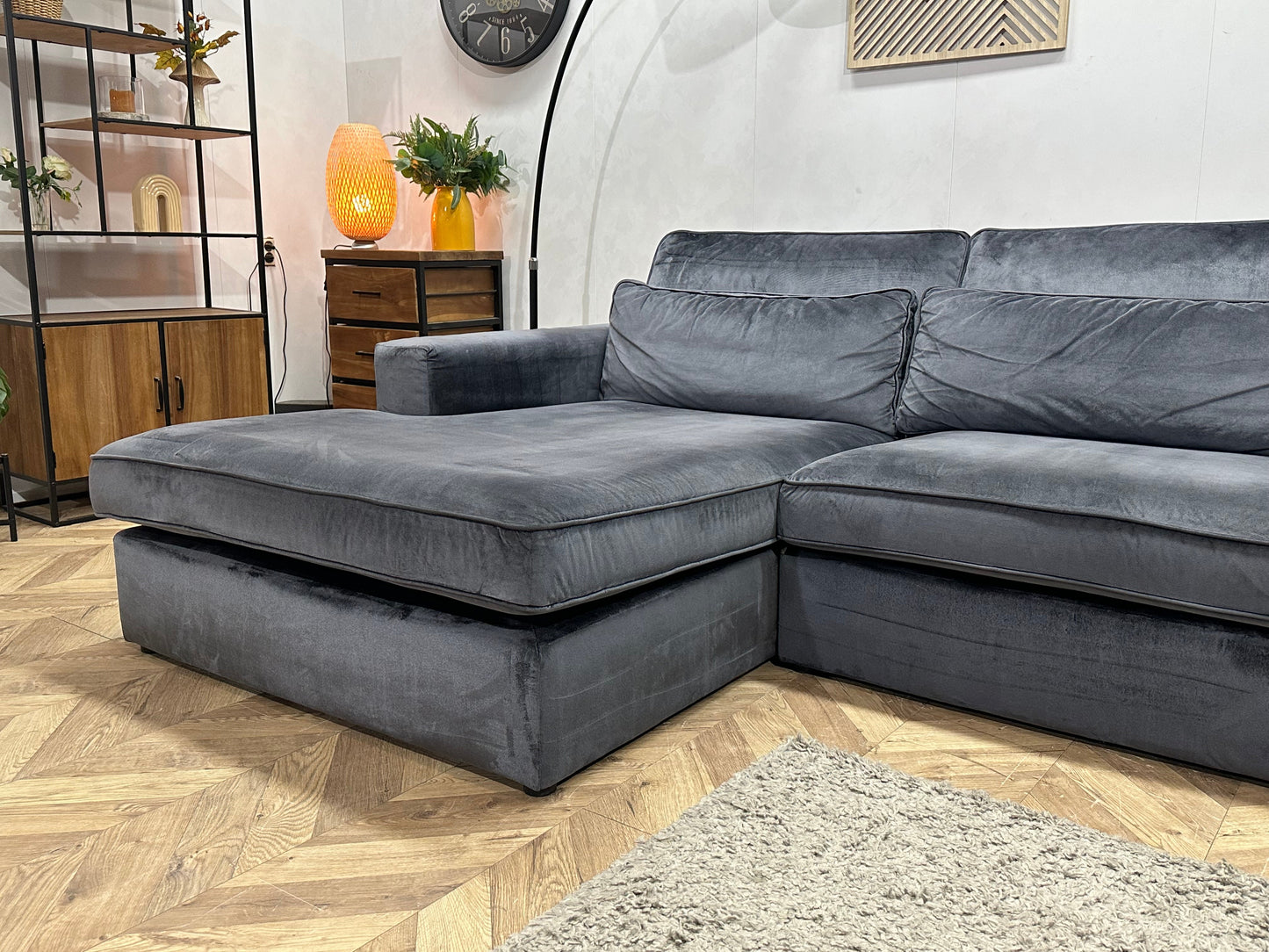 Grijze/Blauwe Velvet Hoekzetel ~ Losse Kussens Met Afneembare Hoezen