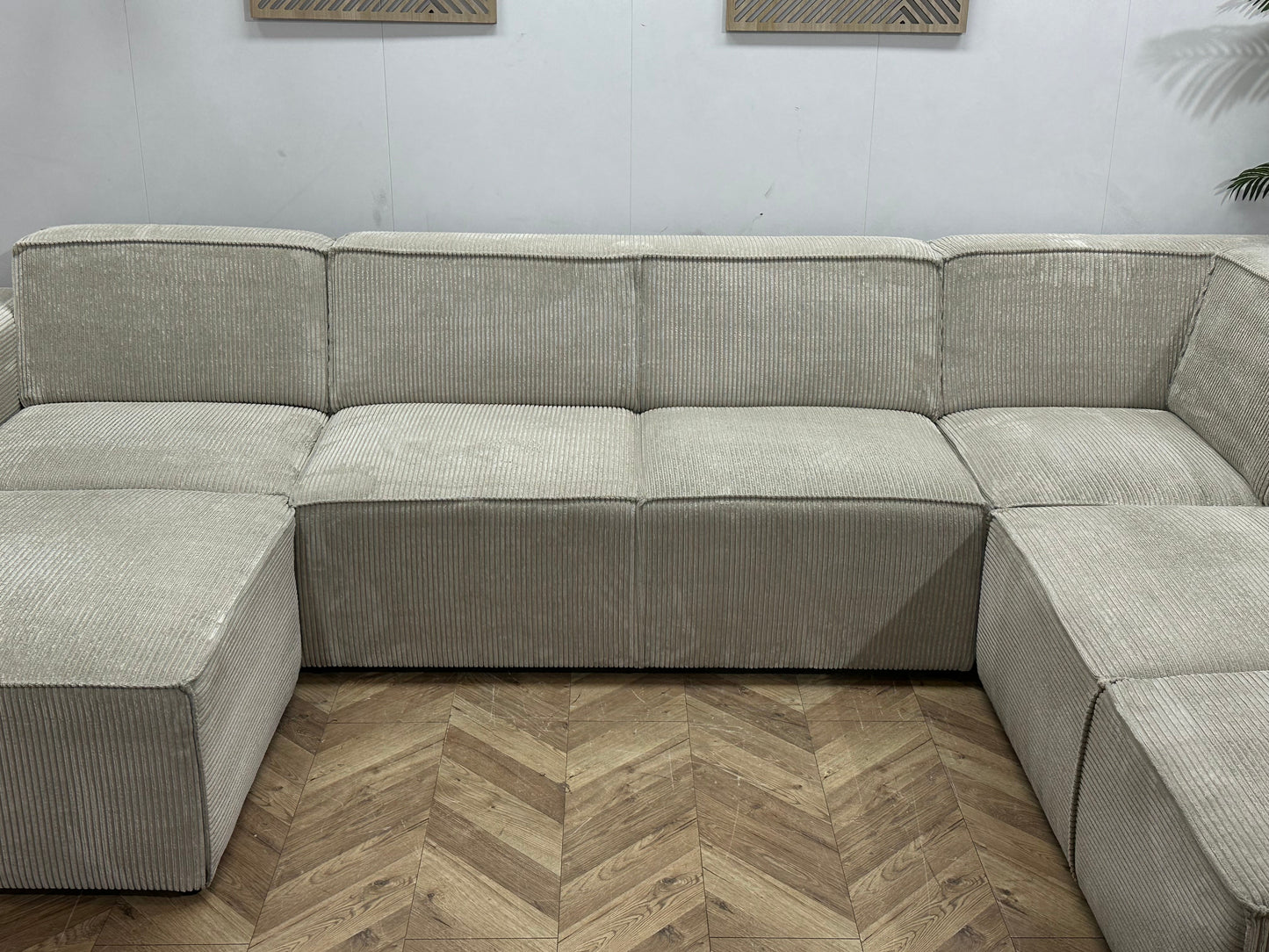 !Showroommodel! Witte Ribstof U Zetel