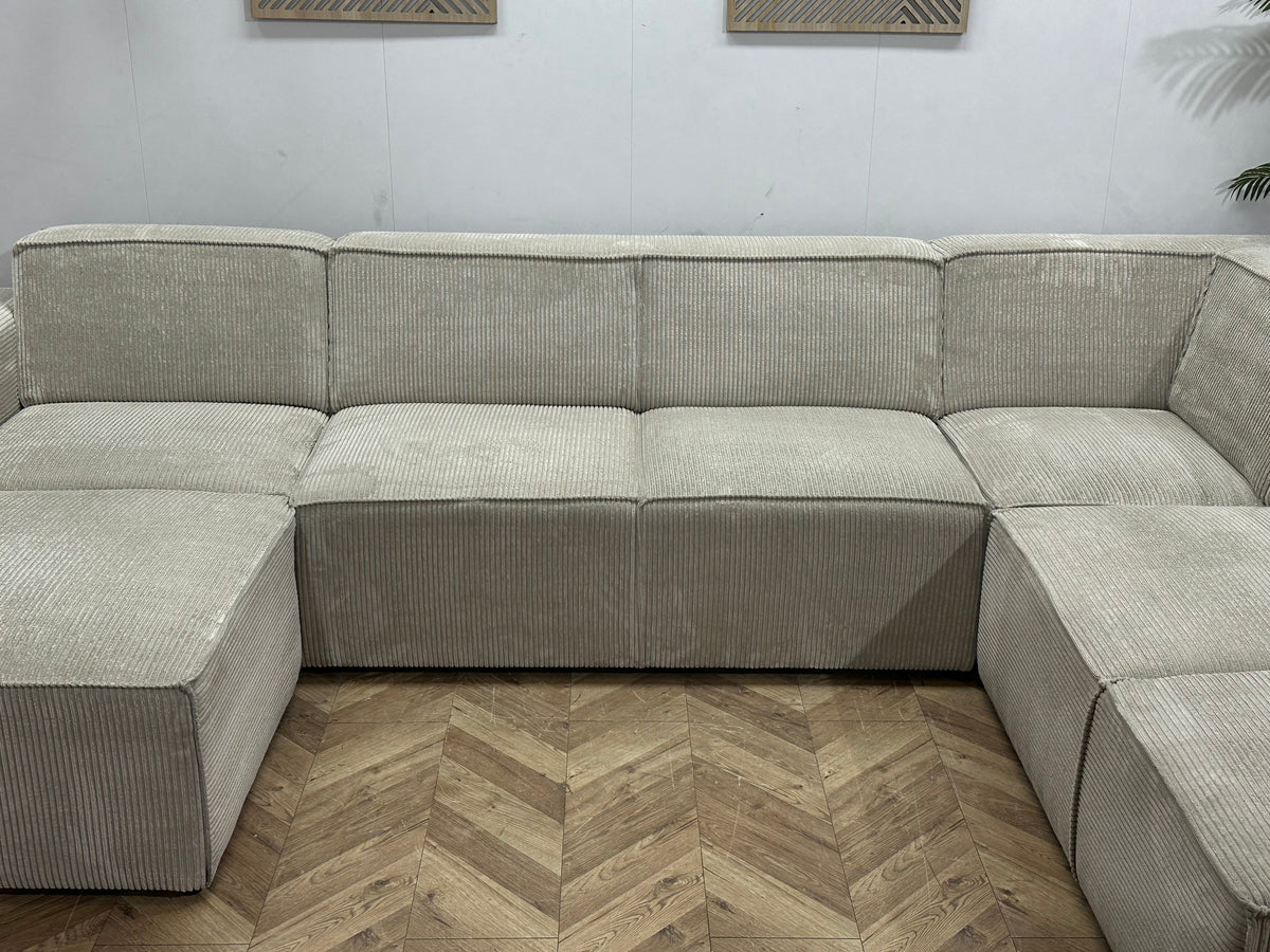 !Showroommodel! Witte Ribstof U Zetel