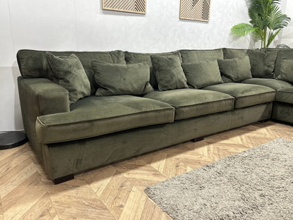 Groene Velvet Ruime Hoekzetel ~ Losse Kussens Met Afneembare Hoezen
