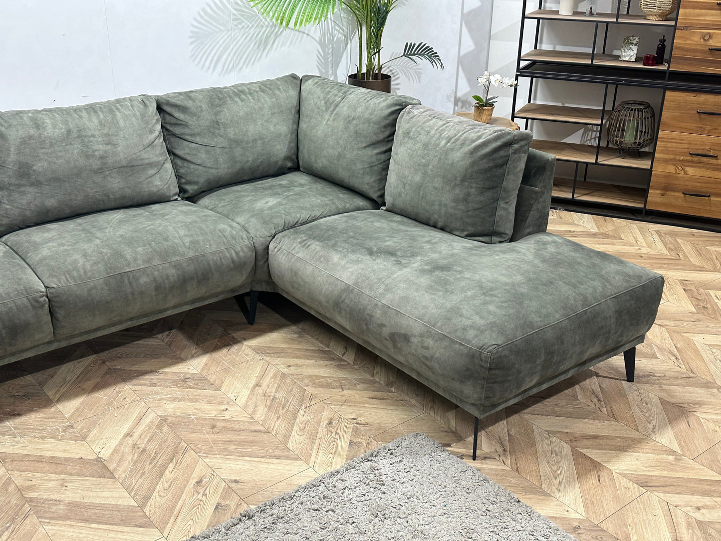 Groene Velvet U Zetel ~ Nieuwstaat