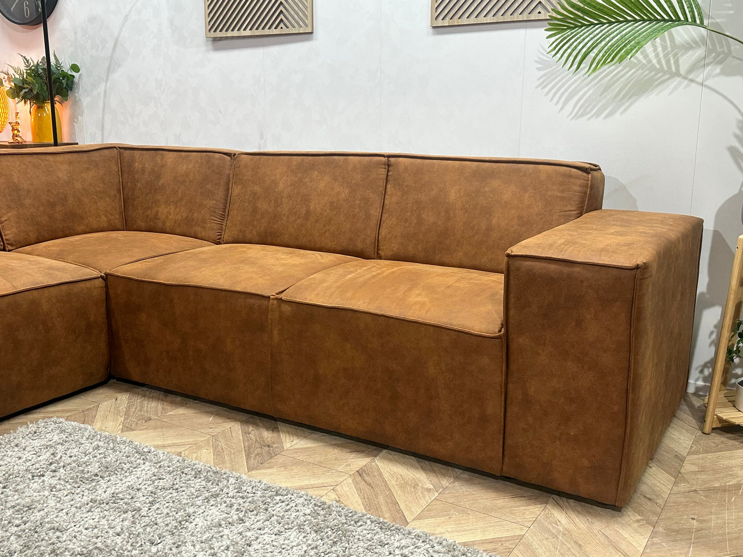 !Showroommodel! Cognac Bruine Suède Stoffen Hoekzetel