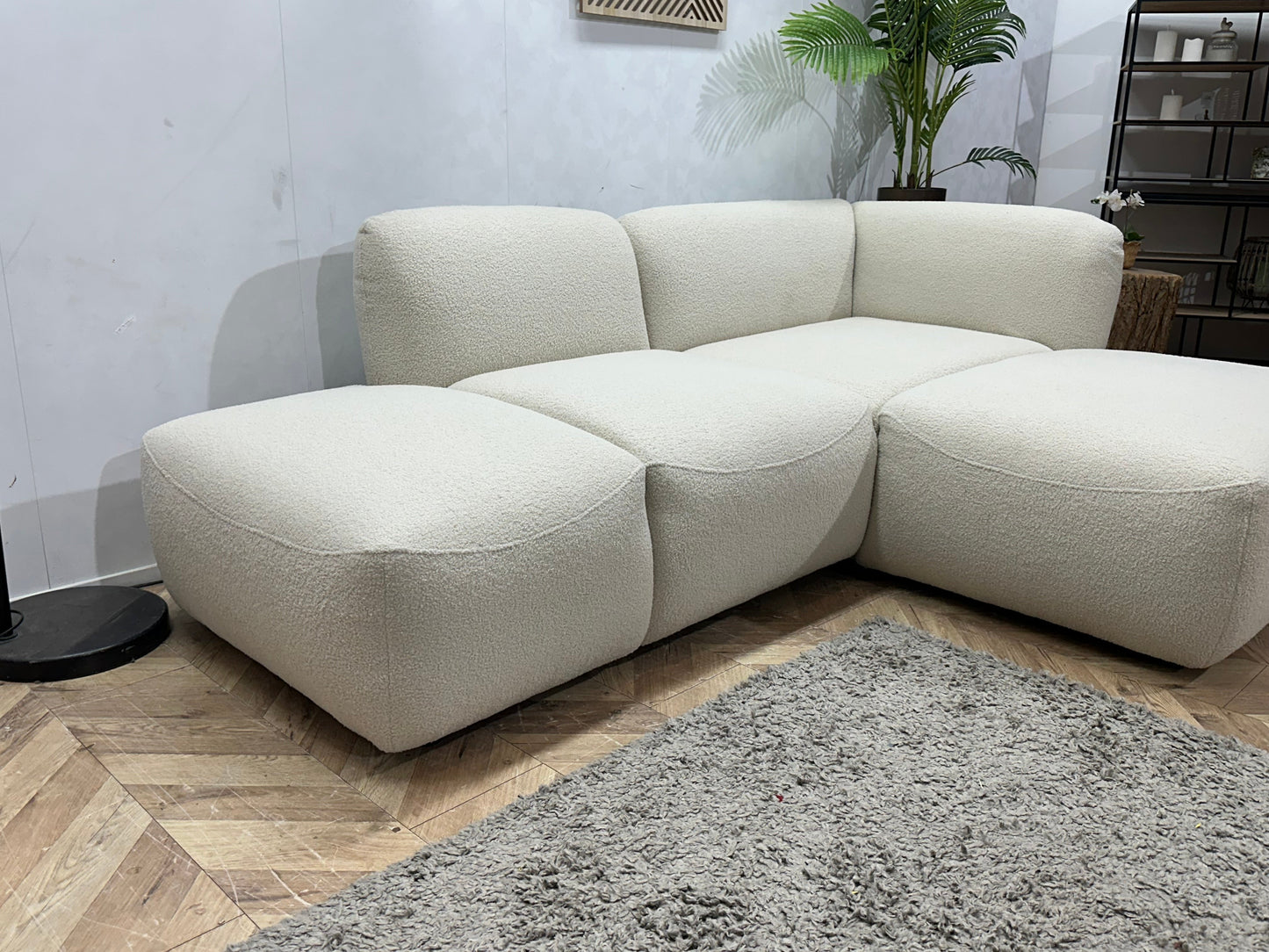 Witte Bouclé Stoffen Hoekzetel ~ Nieuwstaat