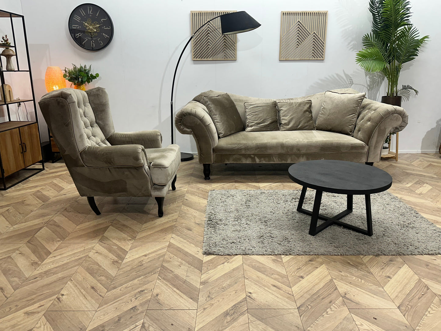 Licht Grijze Velvet ~ Losse Rugkussens Met Afneembare Hoezen