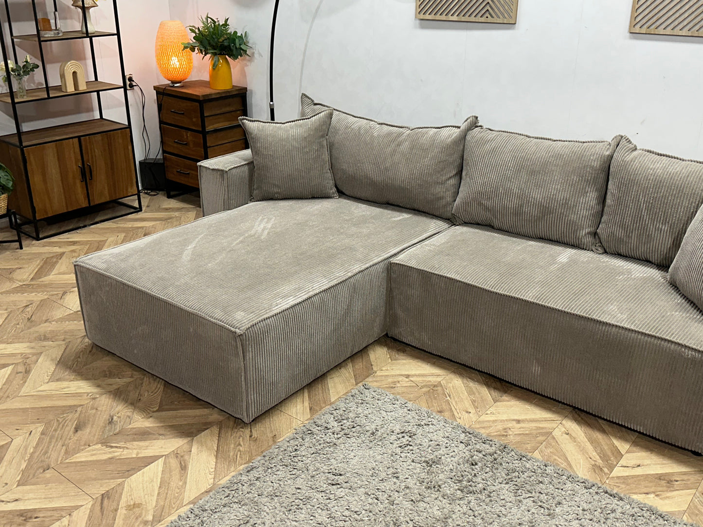 !Showroommodel! Licht Bruine Ribstof Hoekzetel