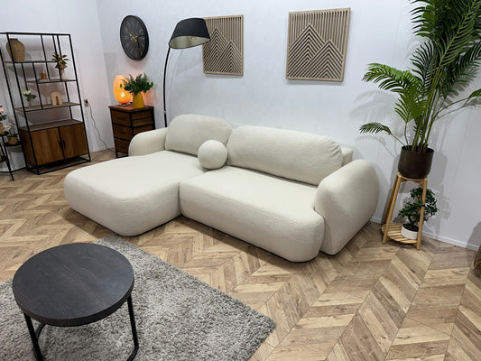 !Showroommodel! Crème Bouclé Stof Hoekzetel ~ Losse Rugkussens