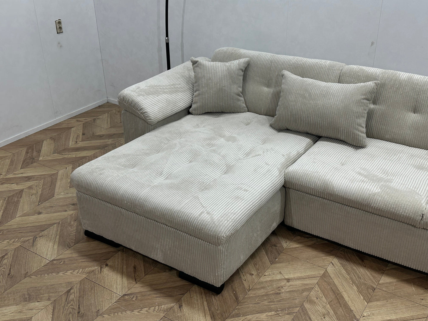 !Showroommodel! Witte/Crème Ribstof U Zetel