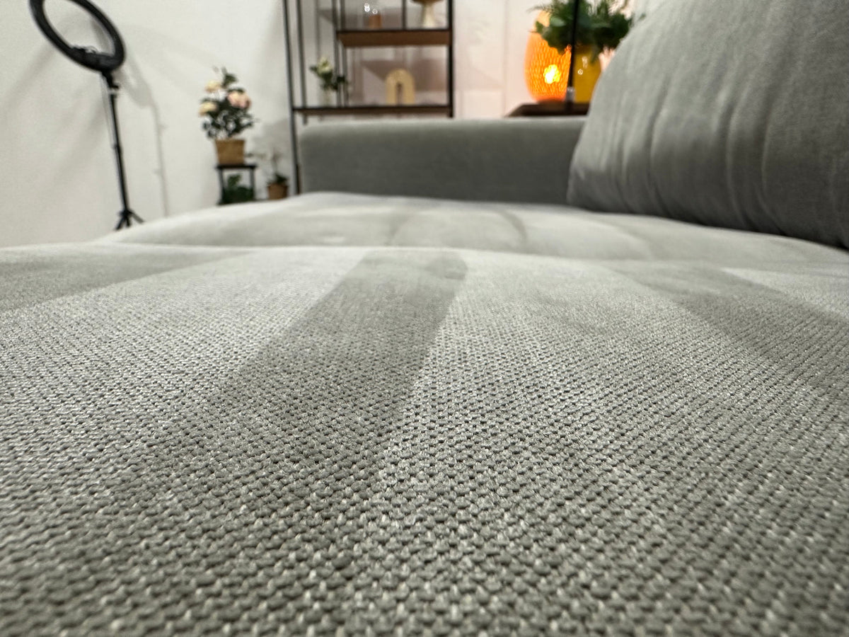 Hofstede Licht Grijze Suède Stoffen Design Hoekzetel ~ Losse Kussens Met Afneembare Hoezen
