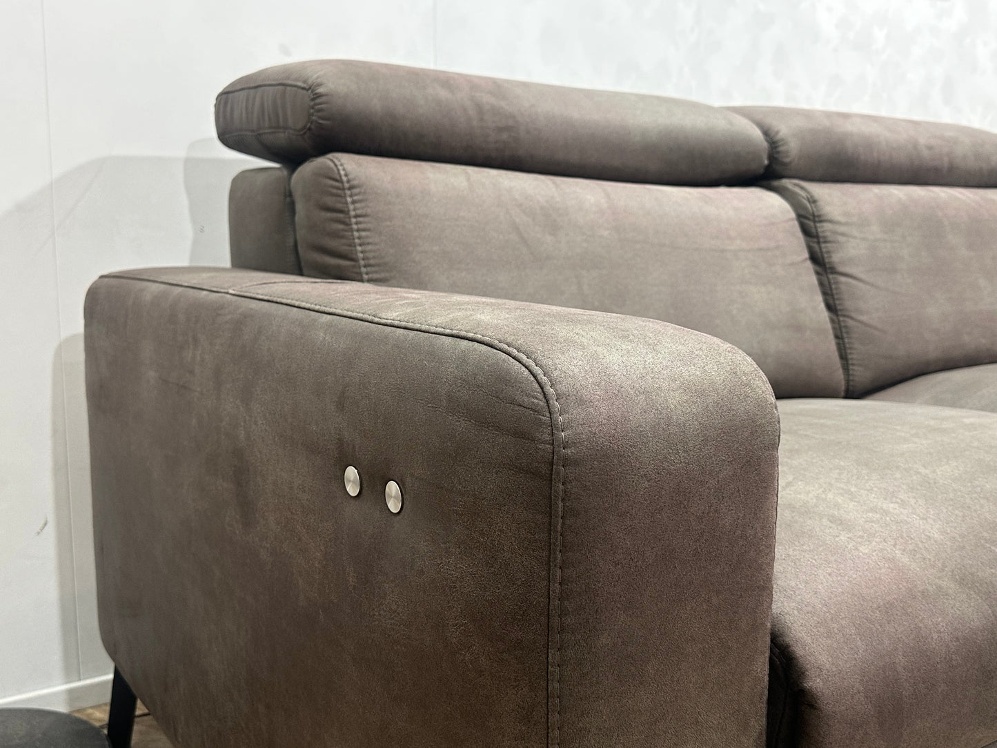 H&H Bruine Suède Stoffen Hoekzetel ~ Relaxfunctie