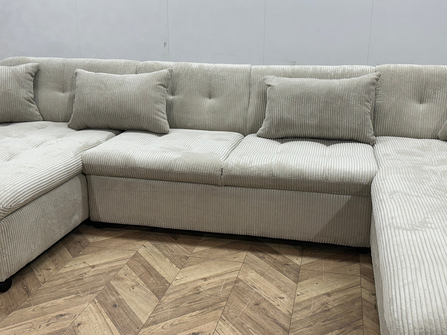 !Showroommodel! Witte/Crème Ribstof U Zetel
