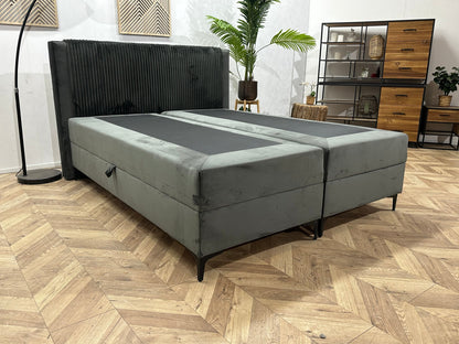 !Showroommodel! Antraciet Velvet Boxspring Inc Topper