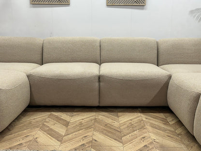 !Showroommodel! Beige Bouclé Stoffen U Zetel