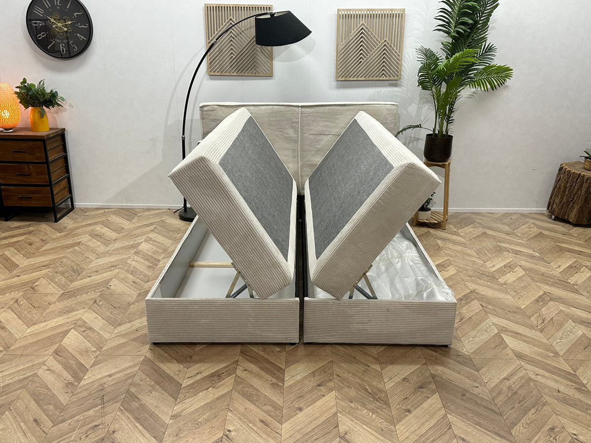 !Showroommodel! Witte/Crème Ribstof Boxspring Inc Topper