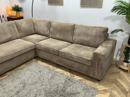 Beige Ribstof Hoekzetel ~ Losse Kussens Met Afneembare Hoezen