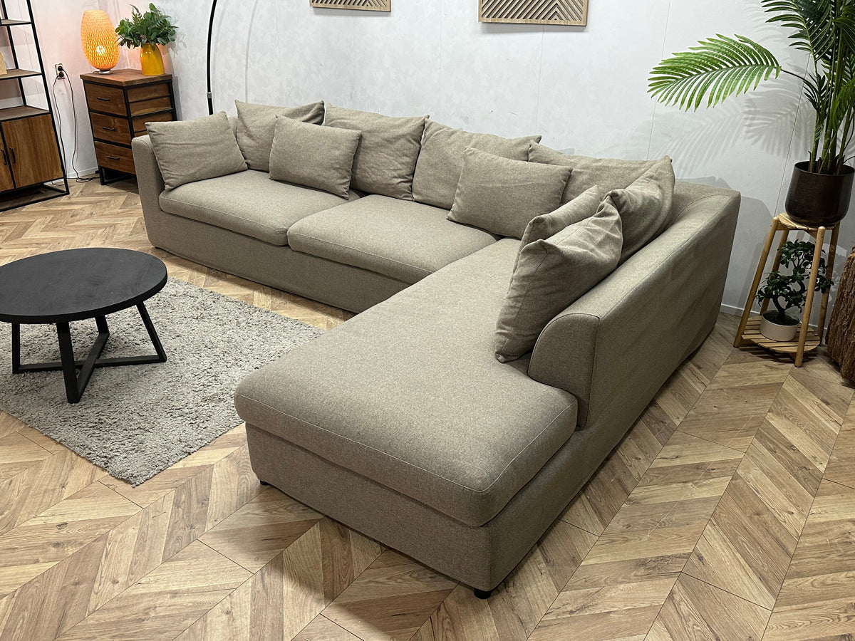 Taupe Hoekzetel ~ Losse Kussens Met Afneembare Hoezen