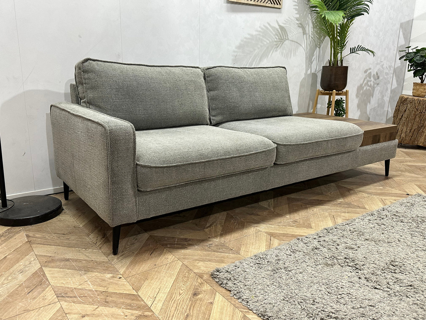 Grijze 2.5-Zits Zetel Inc Tafel ~ Losse Kussens Met Afneembare Hoezen
