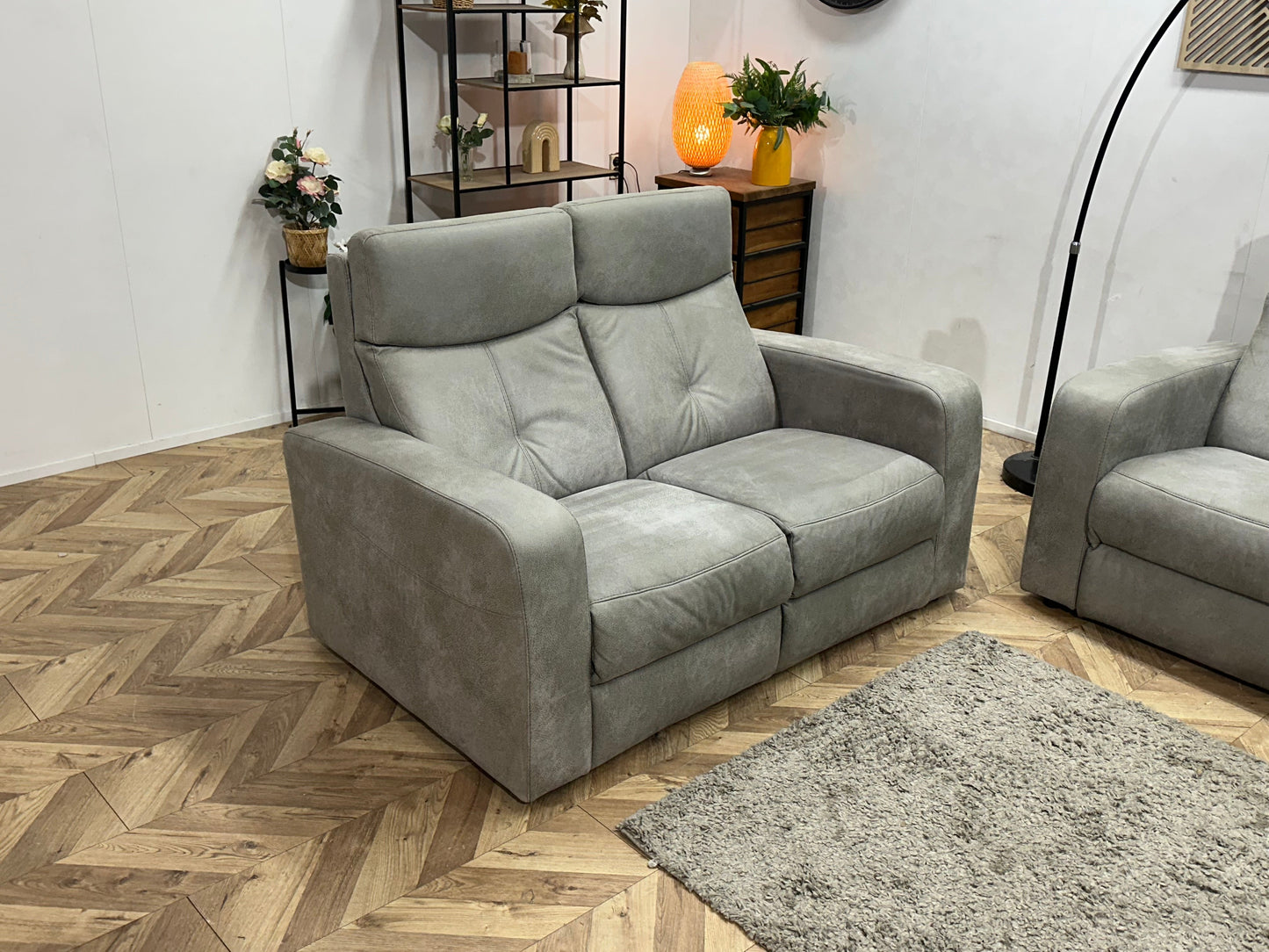 Licht Grijze Suède Stoffen Zetels Set ~ Vaste Kussens