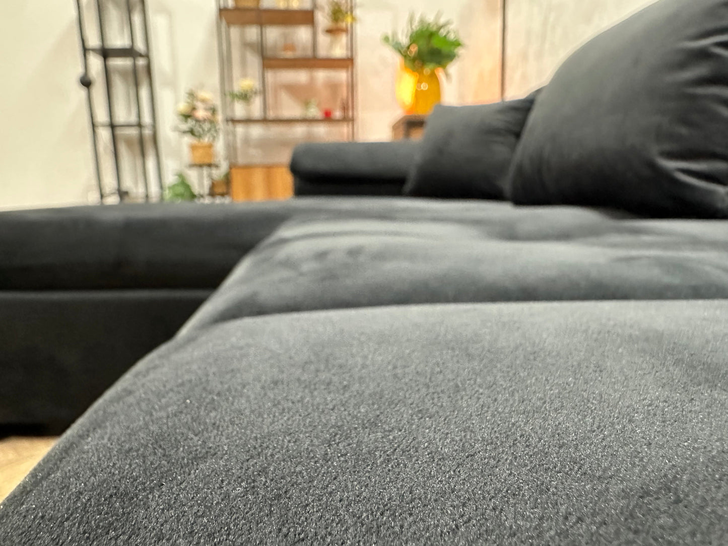 !Showroommodel! Zwarte Velvet U Zetel