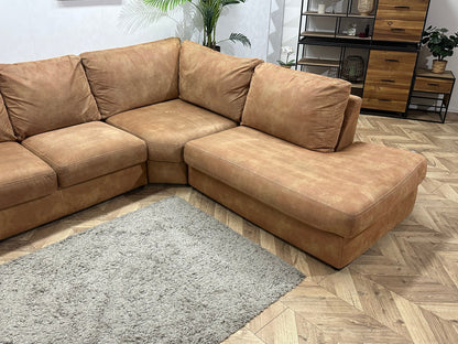 Cognac Bruine Suède Stoffen Hoekzetel ~ Losse Kussens Met Afneembare Hoezen