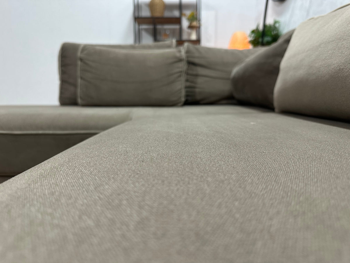 Bruine Velvet Hoekzetel ~ Losse Kussens Met Afneembare Hoezen