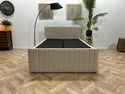 !Showroommodel! Beige Velvet Boxspring Inc Topper
