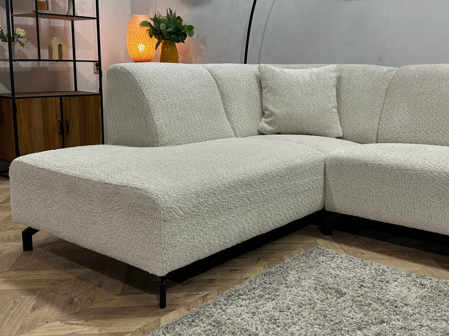 !Showroommodel! Witte Bouclé Hoekzetel