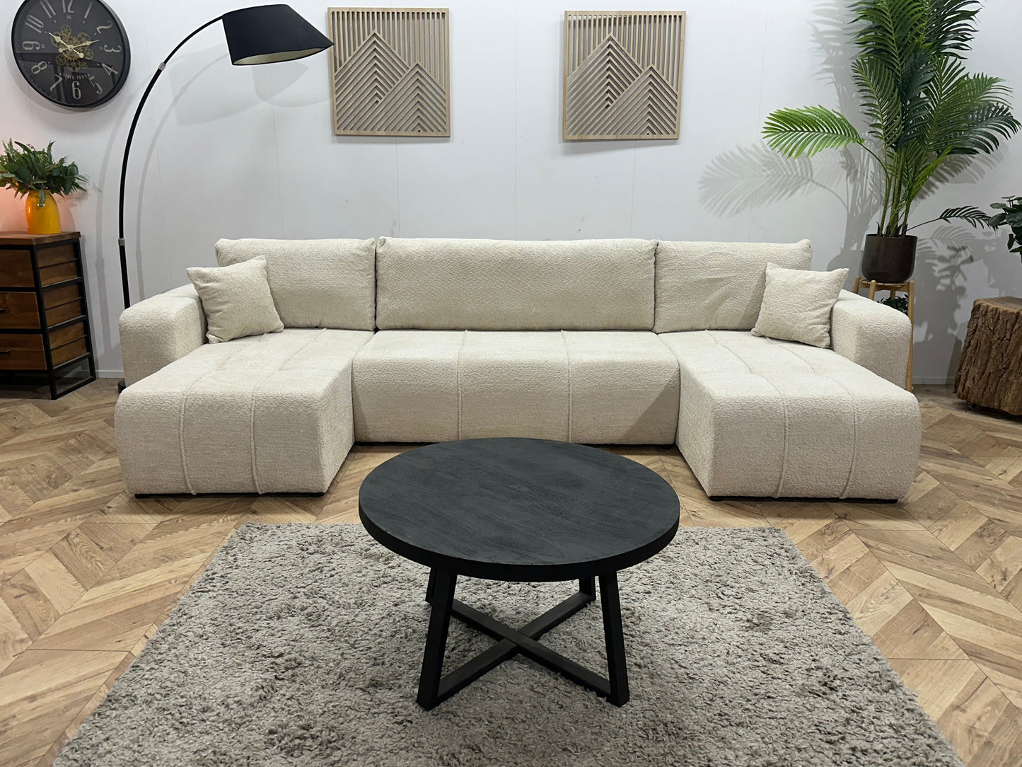 !Showroommodel! Witte Bouclé Stoffen U Zetel