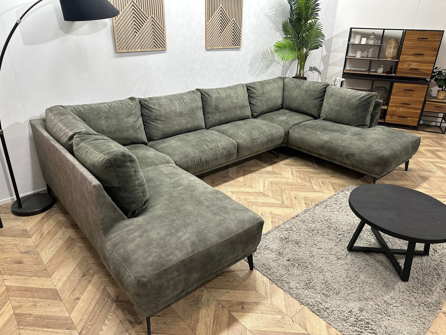 Groene Velvet U Zetel ~ Nieuwstaat