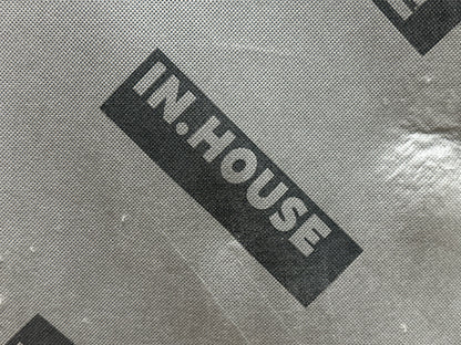 In.House Licht Grijze Hoekzetel ~ Vaste Kussens