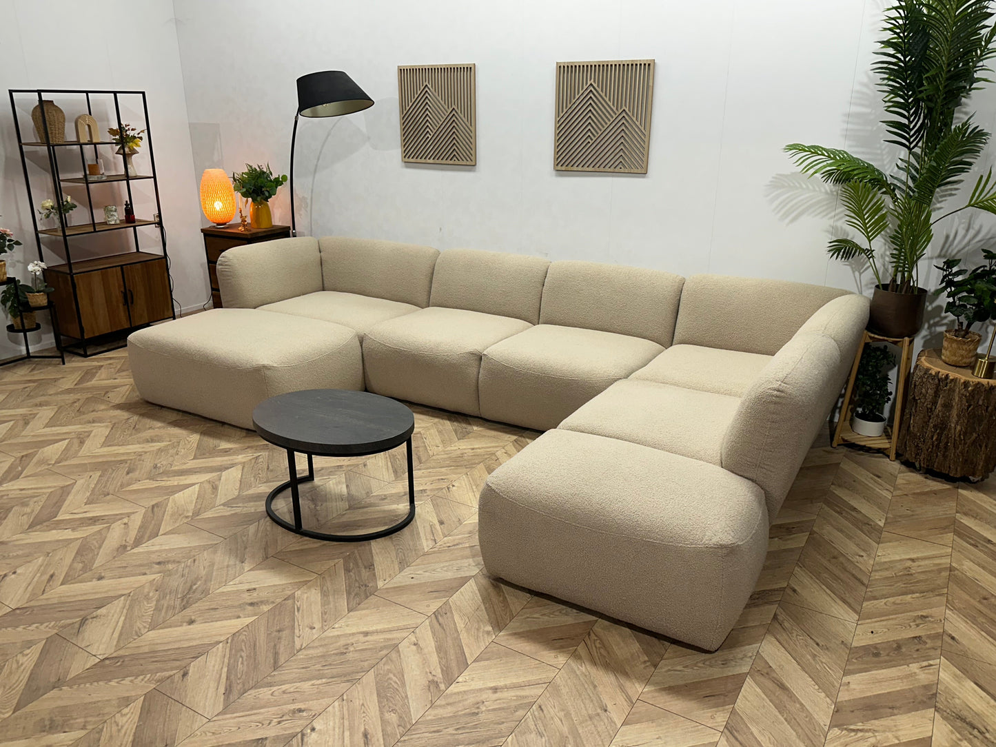 !Showroommodel! Beige Bouclé U Zetel