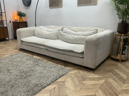 Witte Ribstof Lounge Zetel ~ Losse Kussens Met Afneembare Hoezen