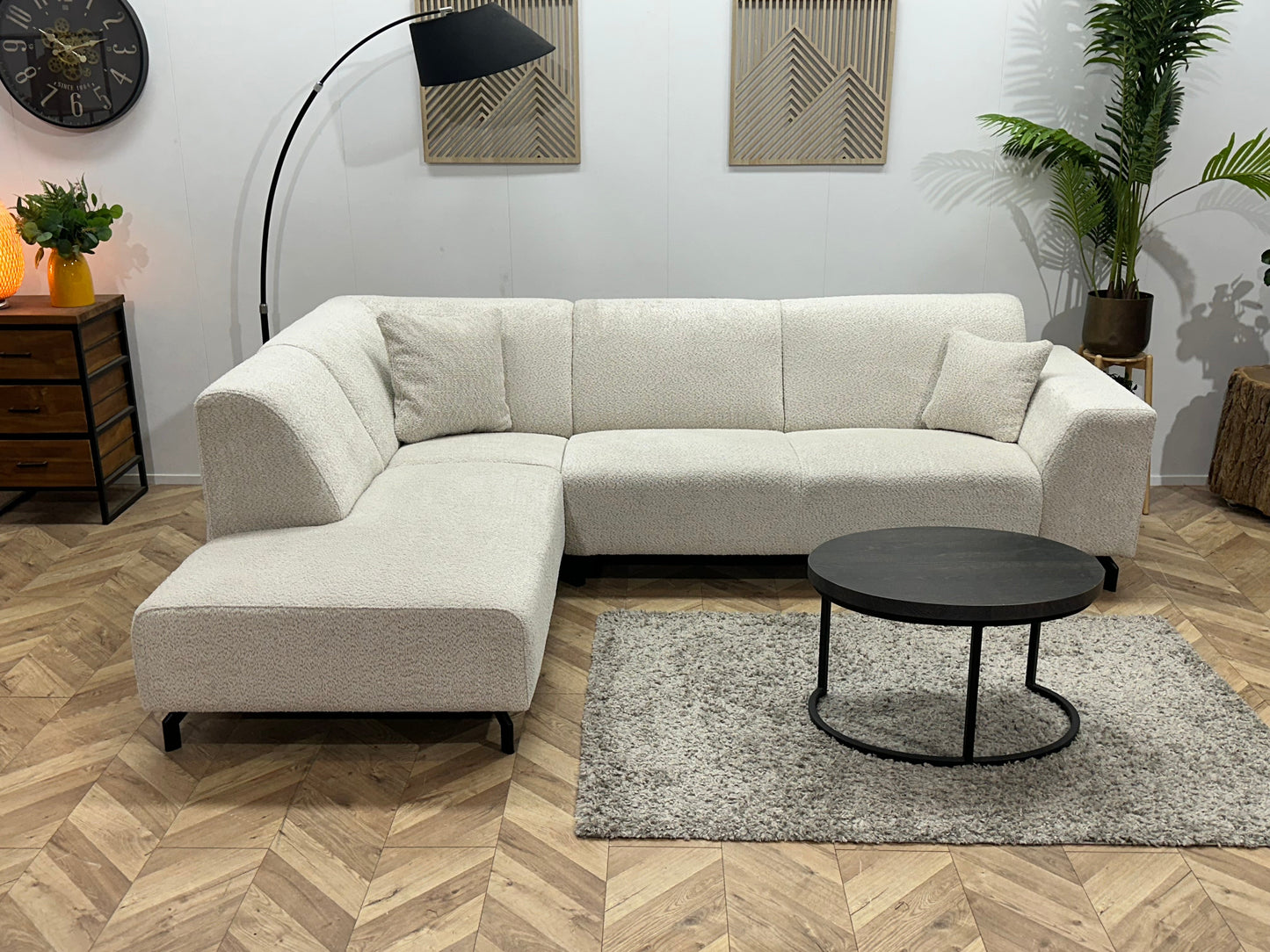 !Showroommodel! Witte Bouclé Stoffen Hoekzetel