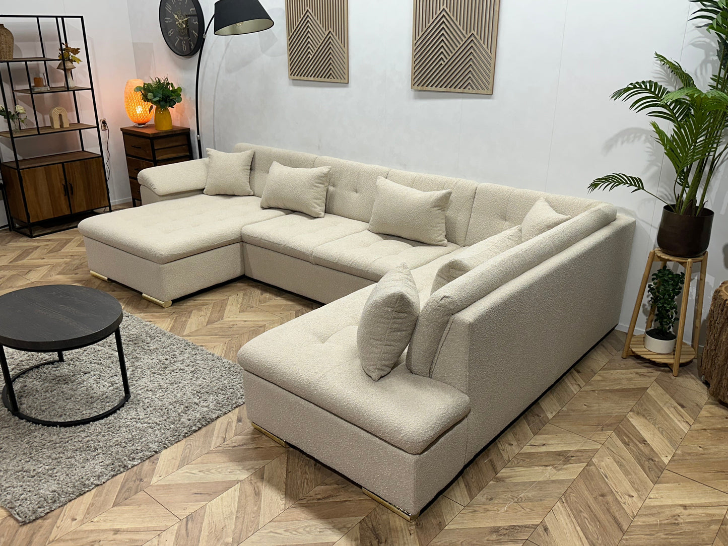 !Showroommodel! Witte Bouclé U Zetel