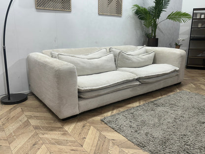 Witte Ribstof Lounge Zetel ~ Losse Kussens Met Afneembare Hoezen