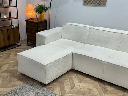!Showroommodel! Witte Bouclé Stoffen U Zetel