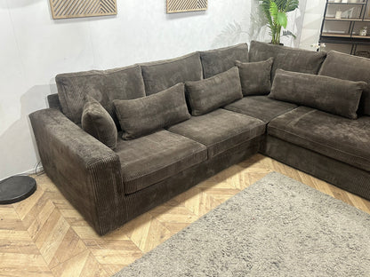 Taupe Ribstof Hoekzetel ~ Losse Kussens Met Afneembare Hoezen
