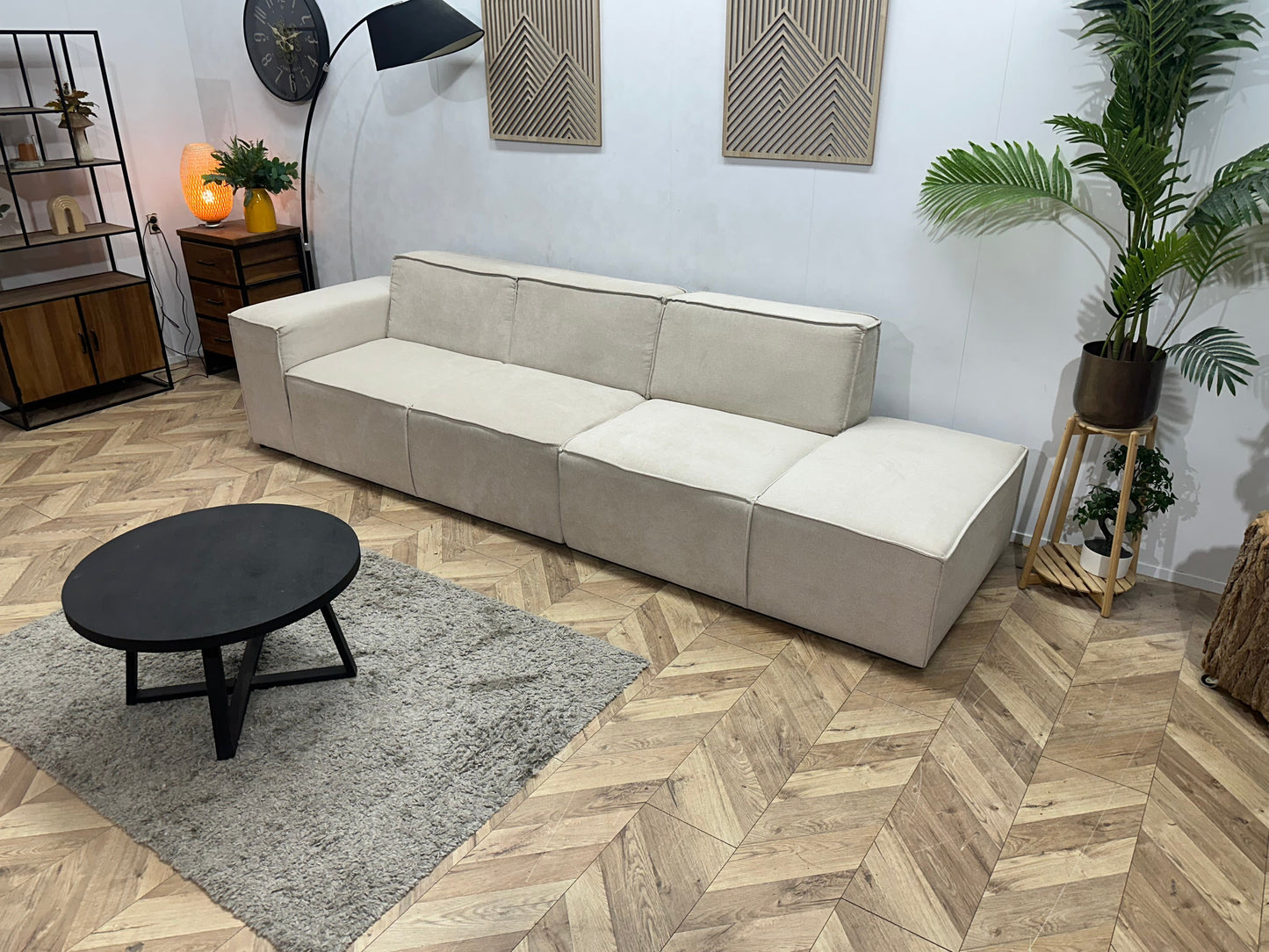 !Showroommodel! Crème Suède Stoffen Design Zetel