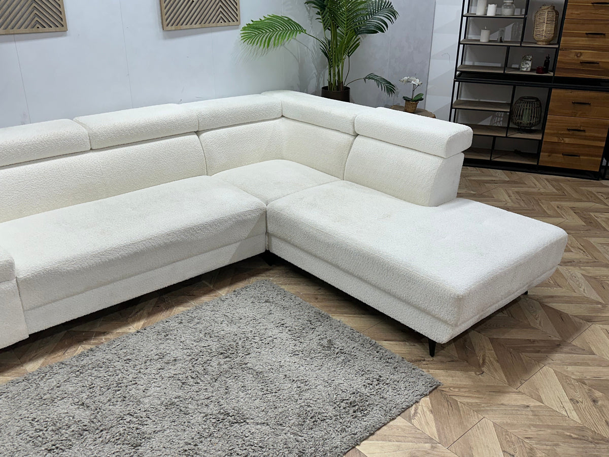 !Showroommodel! Witte Bouclé Stoffen Hoekzetel ~ Verstelbare Hoofdsteunen