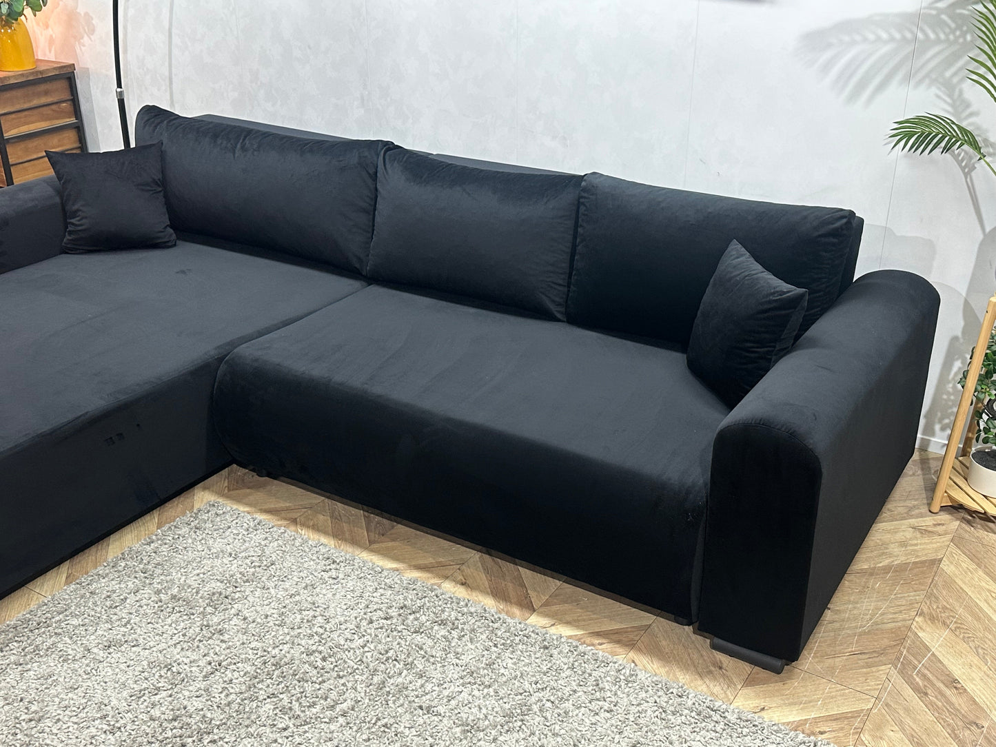 !Showroommodel! Zwarte Velvet Hoekzetel