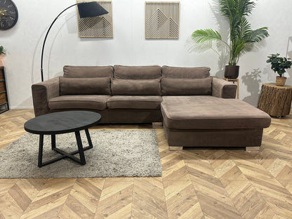 Bruine Velvet Hoekzetel ~ Losse Kussens Met Afneembare Hoezen