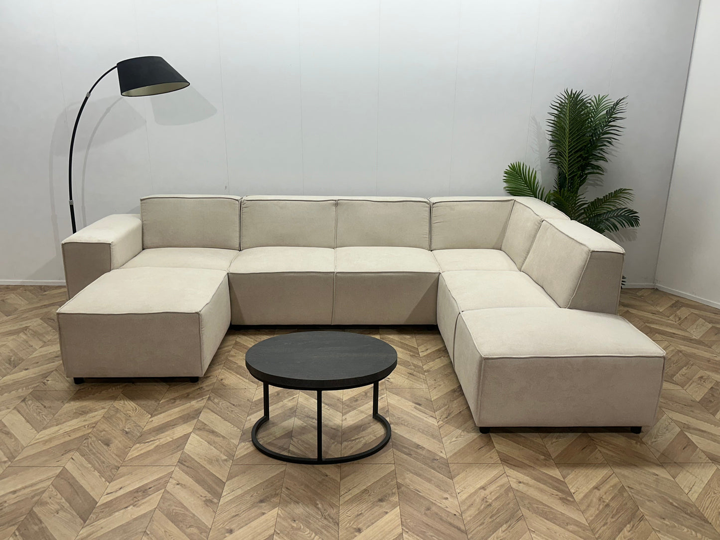 !Showroommodel! Crème Suede Stoffen U Zetel
