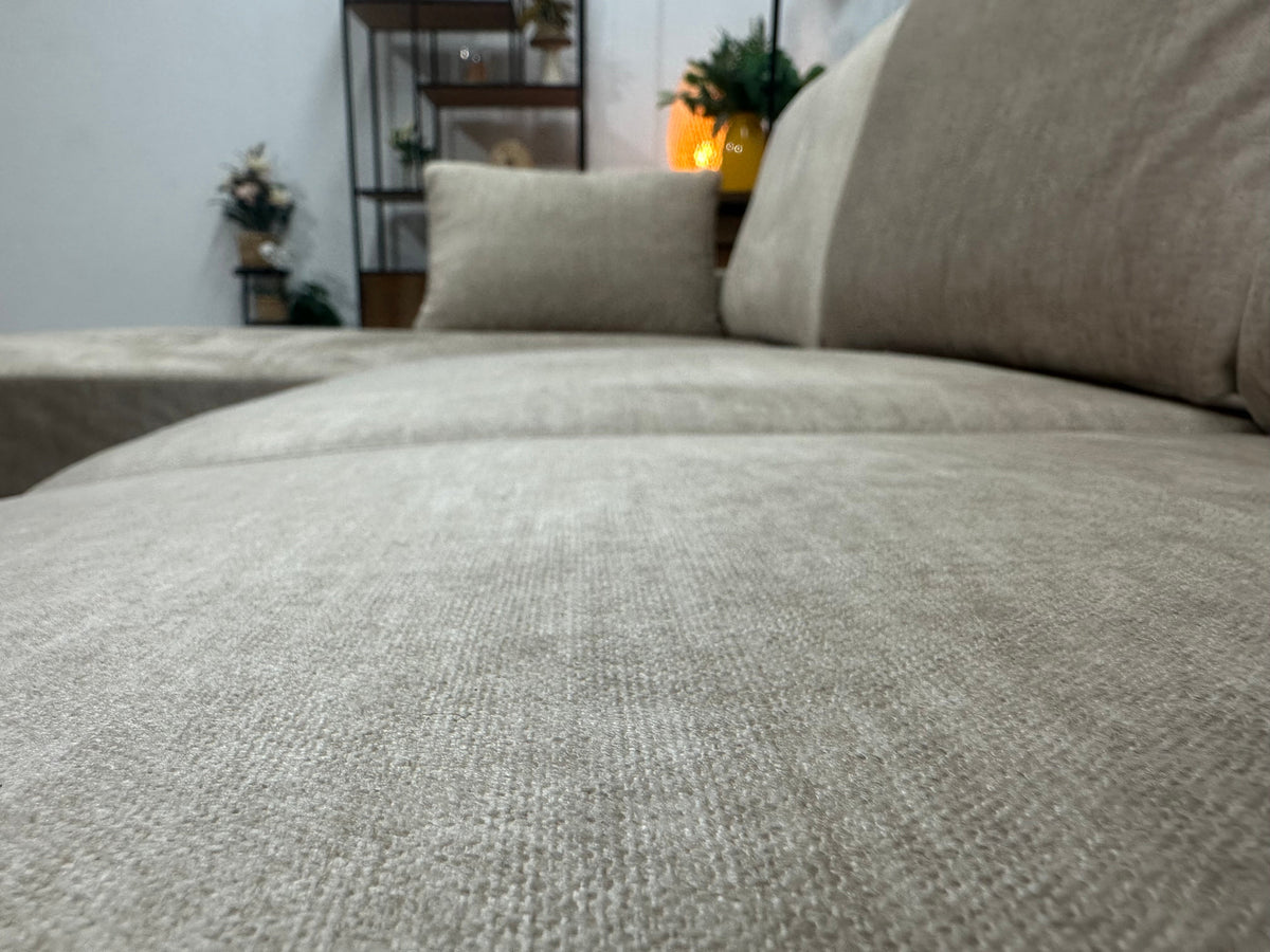 !Showroommodel! Beige Velvet U Zetel