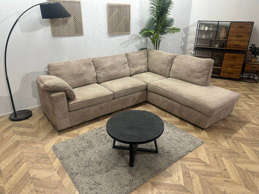 Beige/Crème Ribstof Hoekzetel ~ Losse Kussens Met Afneembare Hoezen