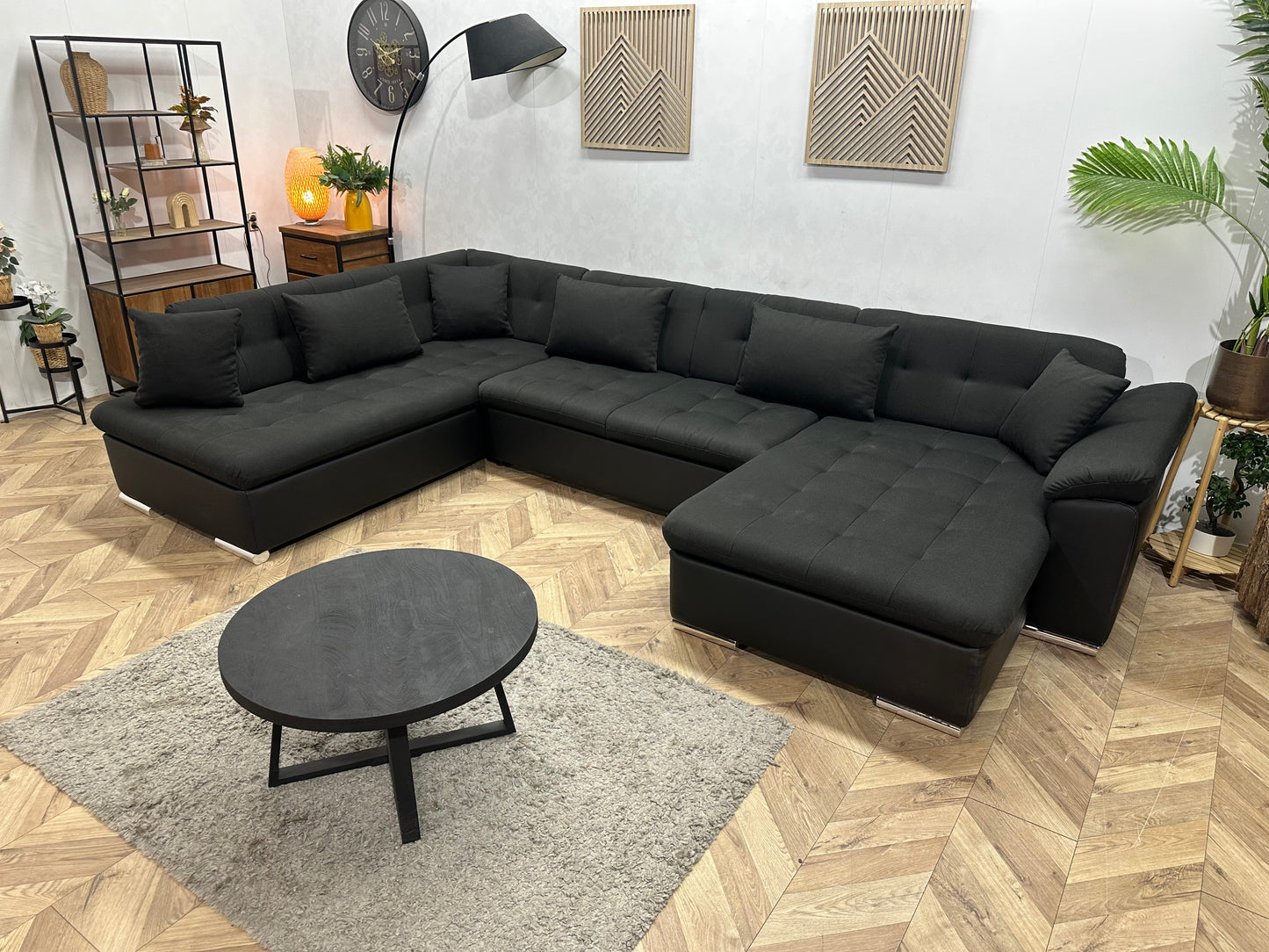 !Showroommodel! Zwarte Stoffen/Lederen U Zetel
