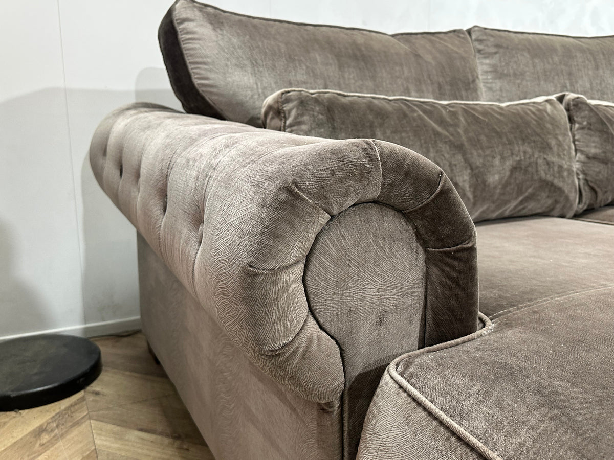 Bruine Velvet U Zetel ~ Losse Kussens Met Afneembare Hoezen