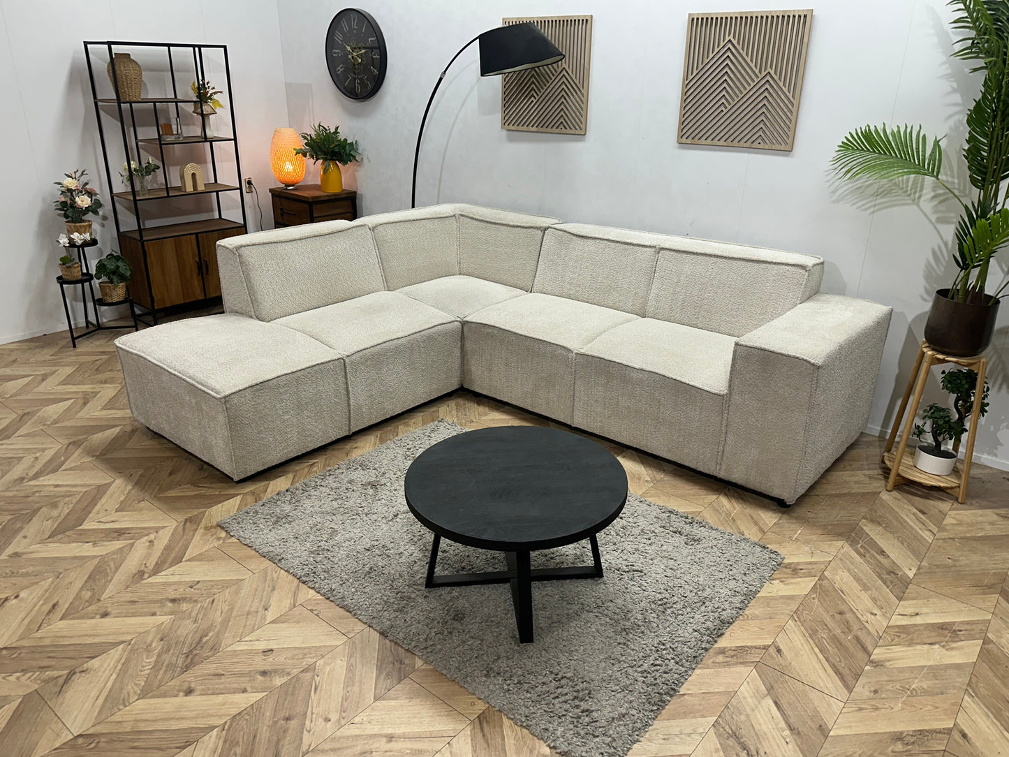 !Showroommodel! Witte Bouclé Stoffen Hoekzetel