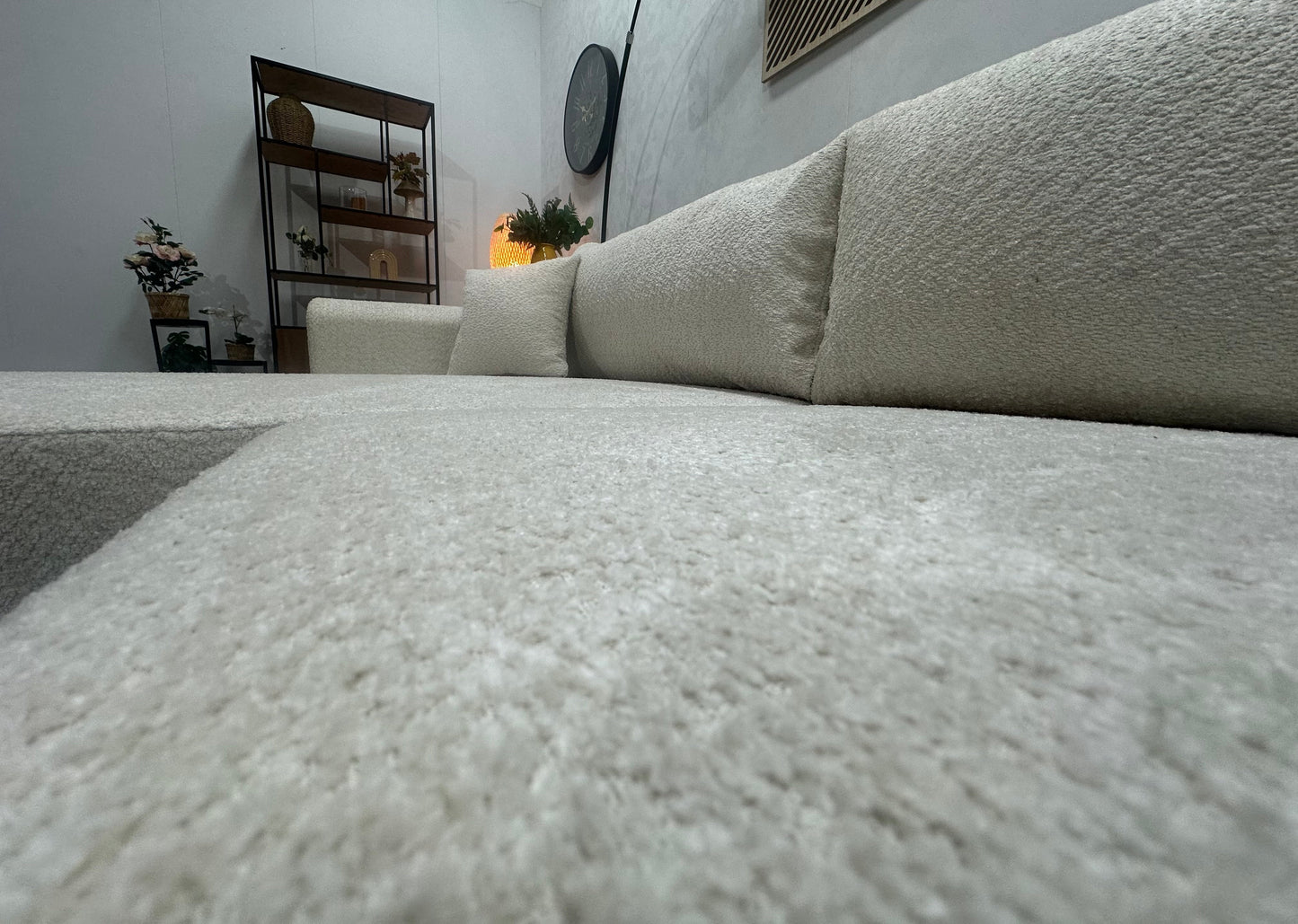 !Showroommodel! Witte Bouclé Hoekzetel